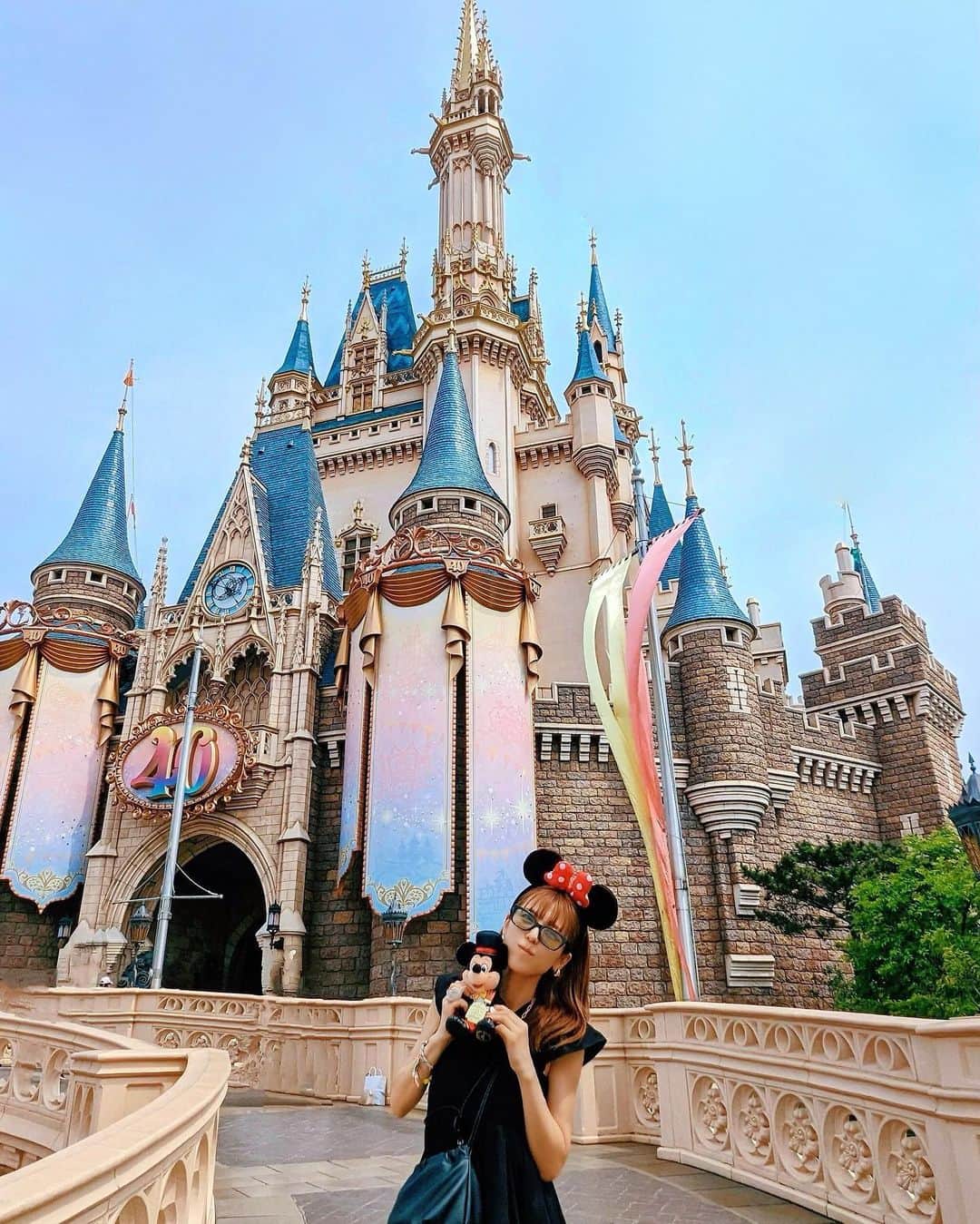 若槻千夏さんのインスタグラム写真 - (若槻千夏Instagram)「Disneyland 日和🌈🏰🌈  Disney land 40周年で更に可愛かった❤️🐭❤️」6月26日 20時39分 - wakatsukichinatsu