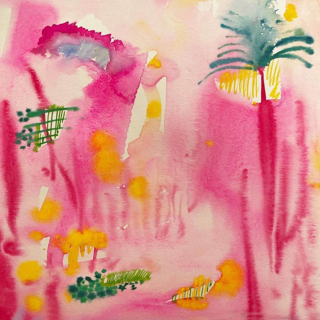 Boojilさんのインスタグラム写真 - (BoojilInstagram)「🎨 My drawing became the main visual for Yutaka Hirasaka’s music single.　 @yutaka_hirasaka  title is “heartbeat”  I encountered his music at a time when I was about to transition from drawing pictures for commercial use as an illustrator to working as an artist. my heart is to keep making things with excitement and freedom. I want to Just enjoy it like a child. There is no need for money or honor, and the music and paintings that come out purely from within are giving off beautiful colors.  I respect and support his wonderful musical activities from the bottom of my heart.And I also want to continue to draw pure pictures for myself.I would appreciate it if everyone could listen to this song.  🎨 私の描いた絵が音楽家の @yutaka_hirasaka のnew single "heart beat"のメインビジュアルになりました。   わたしがイラストレーターとして商業ベースの絵を描くことから、アーティスト活動へと移行しようとした時期に彼の音楽に出会いました。創作にまっすぐ取り組む姿勢に、とても大きな影響を受け、自分が心から喜ぶ物作りとは心を躍らせ自由に作り続けること。こどものように楽しむだけ。そこにお金や名誉など必要なく、純粋に自分の内側から出た音楽や絵は美しい色を放っている。  そういった創作は暮らしの中でどんどん離れていってしまう。なぜならわたしたちは食べていくために働き、こどもがいれば家事や育児と向き合い、自分が解き放たれる時間を失いがちだから。わたしもそうだった。幼い頃は毎日自由に絵を描いていた。誰のためでもない自分のために。楽しくワクワクした気持ちがその時間にはずっと継続していた。そういった時間を取り戻すきっかけになった作品です。  生きることは、心を震わせ、まだ見ぬ世界中に散らばった色や景色、文化を追いかけ絵を描き続けること。自由な心で生きていきたい。楽曲がとにかく素晴らしいので是非みなさんに聴いてもらえたら嬉しいです。  Apple music、spotify、その他サブスクで聴けます。 @yutaka_hirasaka のリンクから聴けますよ〜　リリース、おめでとう👍」6月26日 11時54分 - boojil