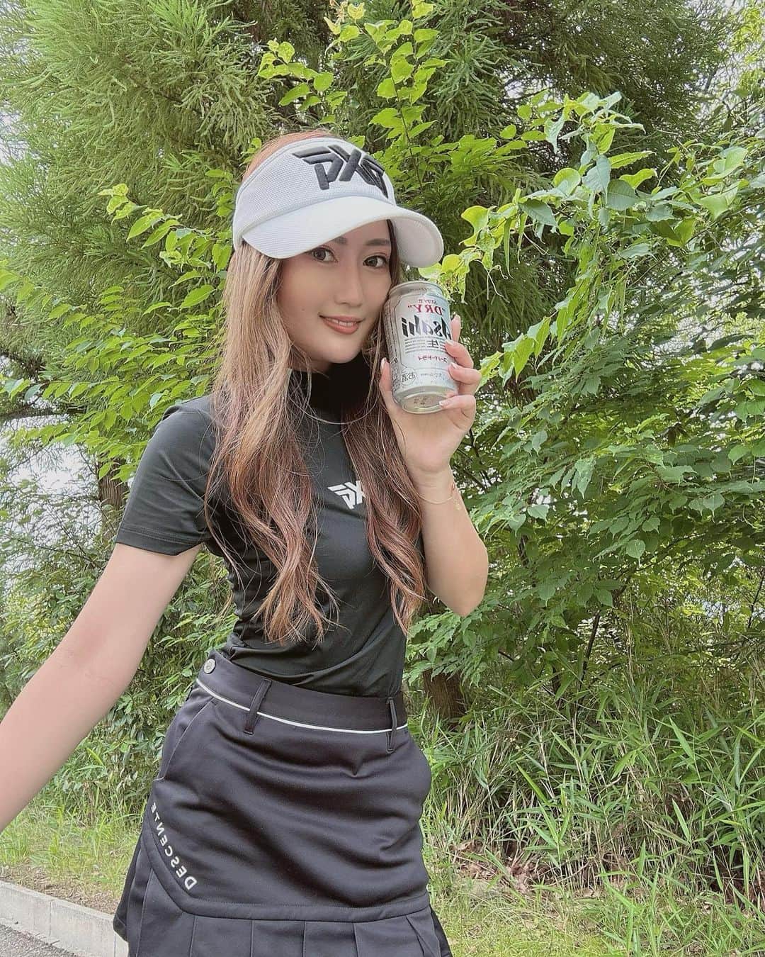 前田穂香さんのインスタグラム写真 - (前田穂香Instagram)「. . . ゴルフコンペ楽しすぎた⛳️🍻💖 . 大好きなPXGとDESCENTEGOLFの日🏌️ .  #ゴルフ #ゴルフコンペ #ゴルフ女子 #ゴルフスイング #ゴルフ女子コーデ #ゴルフウェア #ゴルフコーデ #ゴルフファッション #ゴルフ好きな人と繋がりたい #ゴルフラウンド #ゴルフ⛳️ #⛳️ #pxgapparel #golf #pxggolf #descentegolf #pumashoes #pumagolf #あじさい #紫陽花 #三田レークサイドカントリークラブ #三田 #三田ゴルフ #吉川 #吉川ゴルフ #関西ゴルフ #関西ゴルフ女子 #大阪ゴルフ #大阪ゴルフ女子 #兵庫ゴルフ」6月26日 12時10分 - honoka_esn