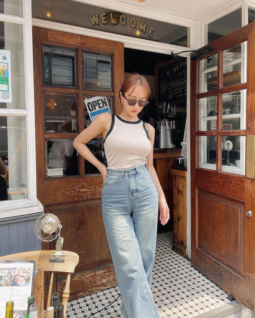 のインスタグラム：「アメスリタンクって形がキレイで夏は集めがちだよね🦋 朝からお気に入りのカフェでコーヒー☕️♡」