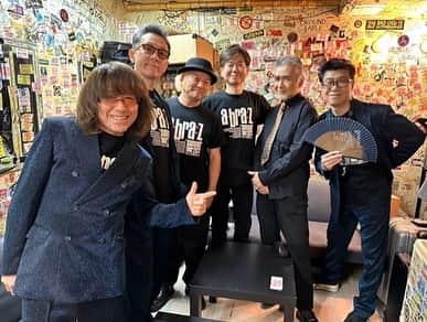 田中和のインスタグラム：「アブラーズ・サミットツアー東京・群馬編ありがとうございました！ とても楽しくサポートさせて頂きました〜新宿ロフトは安定感のもと思いのまま気の向くままに突き進み、高崎ジャマーズはロックなハートでイケイケで臨みました！ ブラーズ(サポート)メンバーへも分け隔てなく接して下さる皆さま、ホント励みになります、いつもありがとうございます！ いよいよツアーも後半〜 一緒に楽しみましょう！ #アブラーズ  #新宿ロフト  #高崎ジャマーズ  #武内享  #大土井裕二  #藤井尚之」