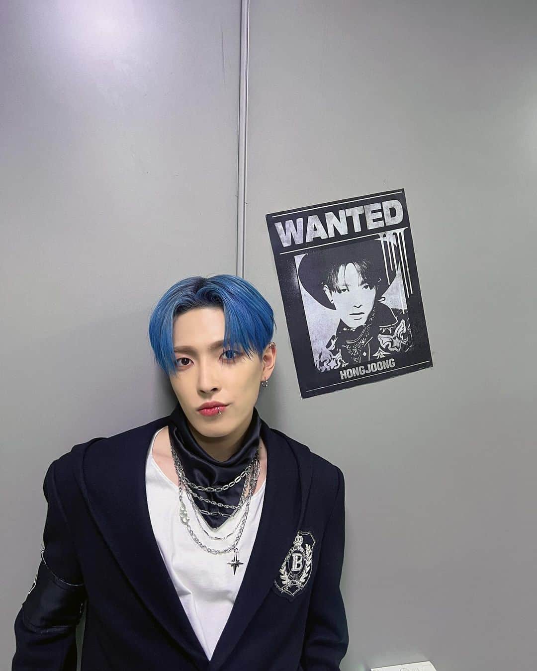 ATEEZさんのインスタグラム写真 - (ATEEZInstagram)「[#Hong_stagram] 💙💙💙💙💙💙💙💙  #ATEEZ #에이티즈 #HONGJOONG #홍중」6月26日 12時32分 - ateez_official_