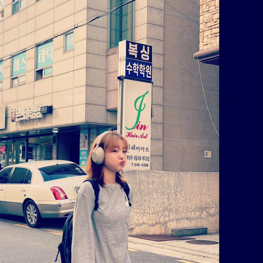 ムン・ジインさんのインスタグラム写真 - (ムン・ジインInstagram)「수학학원가는길 😉」6月26日 13時20分 - moonjiin_actress