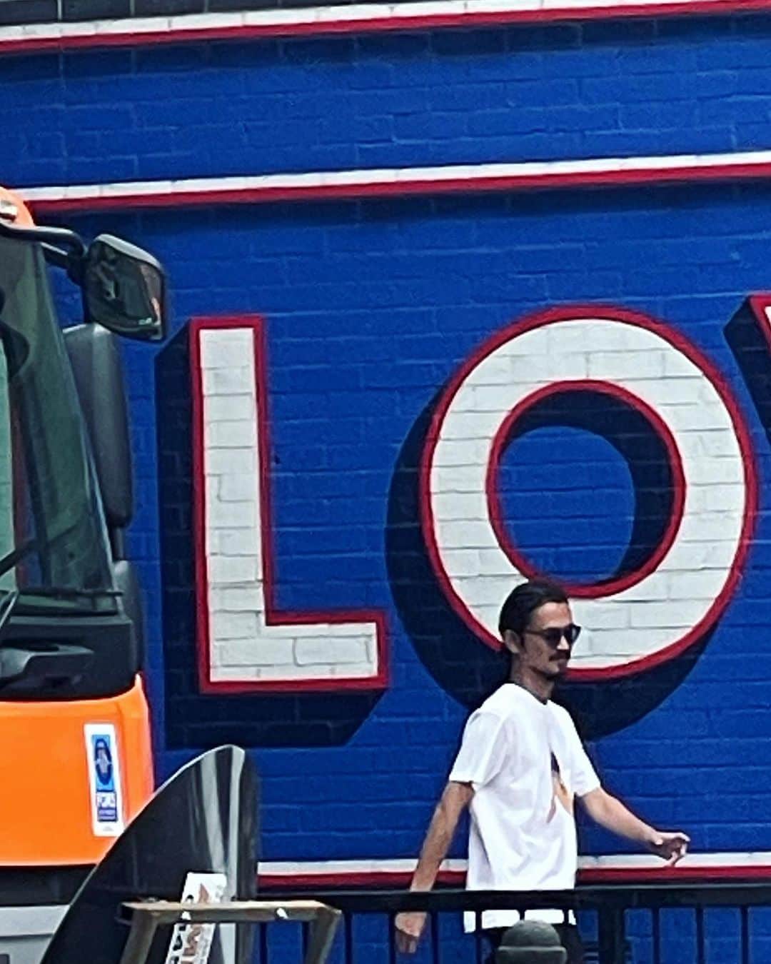 長岡亮介のインスタグラム：「Hollway Road」