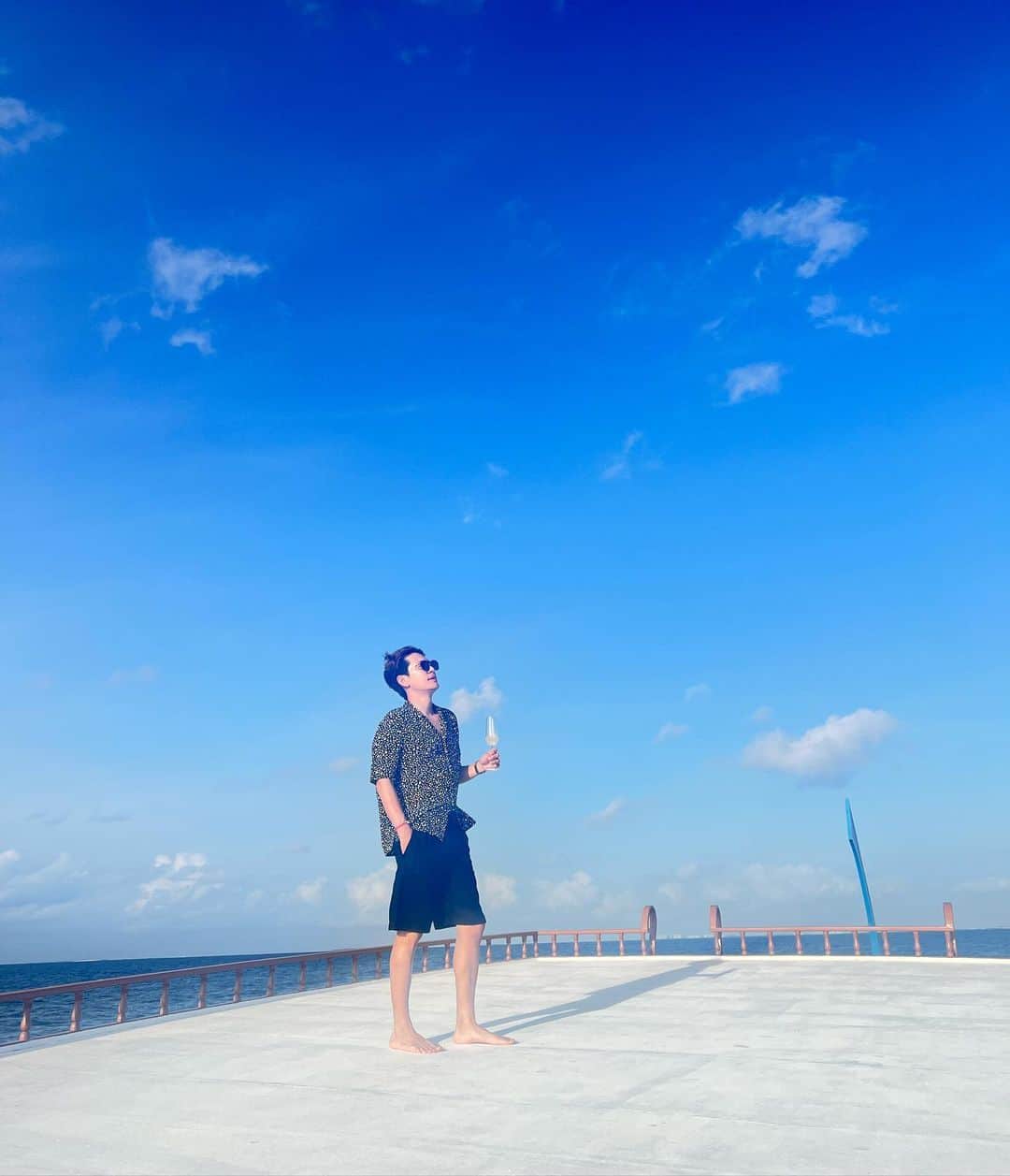 SE7ENのインスタグラム：「#feelslikeheaven ☀️」