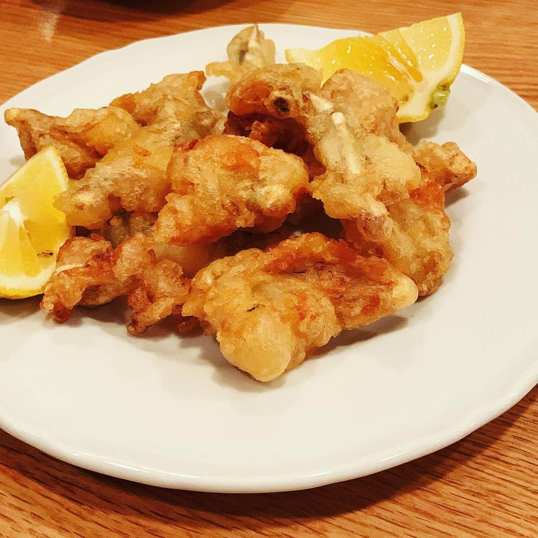 志摩有子さんのインスタグラム写真 - (志摩有子Instagram)「季節ごとにお邪魔しているサエキ飯店。昨日は夏のメニュー。毎回、感動が止まらない。どれもこれも美味しすぎて、しかも食後感がすっきり爽やか。サエキさん凄すぎます。  #サエキ飯店 #食べて元気に #医食同源 #誕生日が一緒」6月26日 14時28分 - ariko418
