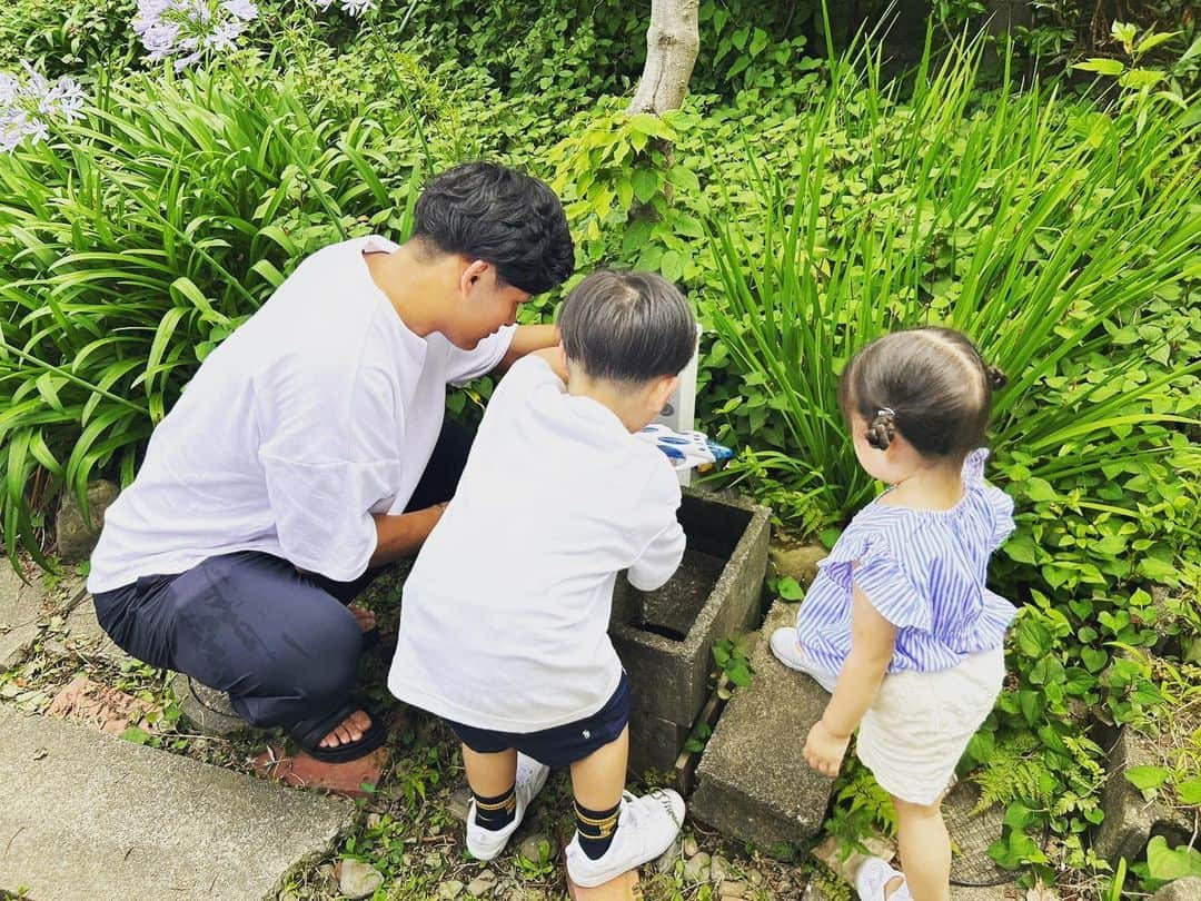 徳永祥尭さんのインスタグラム写真 - (徳永祥尭Instagram)「初の家族含めての同期会 かなり濃い時間が過ごせました🤝  数名の独身組 肉焼いてくれてありがとう😏  #同期会 #bbq #レンタルハウス #92年組 #話す話題はいつも同じ」6月26日 14時57分 - 23tokunaga