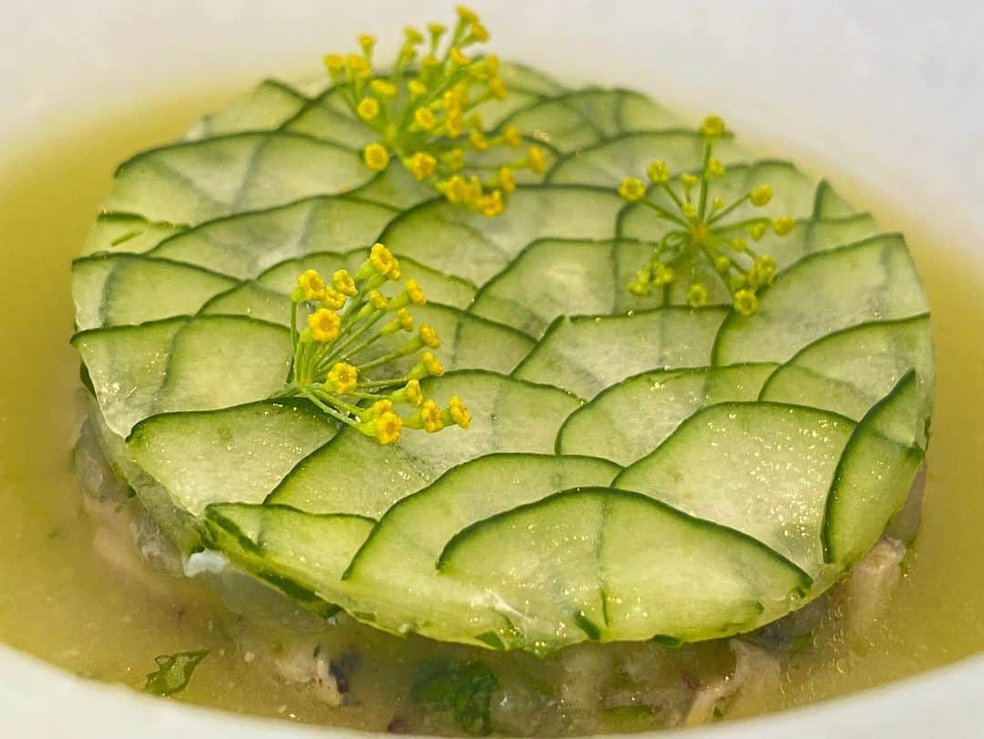 内村麻美さんのインスタグラム写真 - (内村麻美Instagram)「. @goh_f @gohganfuk ロケでおじゃましました🌿 剛さん、高山シェフありがとうございます♪ . ゆっくり行きたいと思います✨ . #goh #gohgan #タグるヨル #KBC」6月26日 21時10分 - asami___05