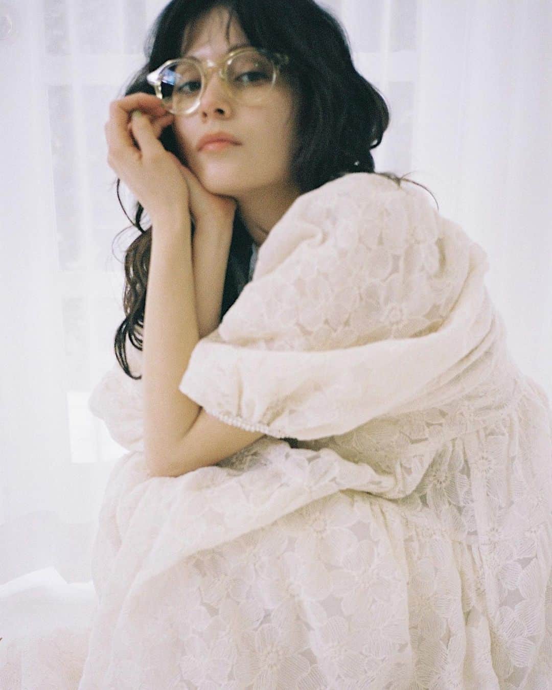 エイミーのインスタグラム：「🌬️」