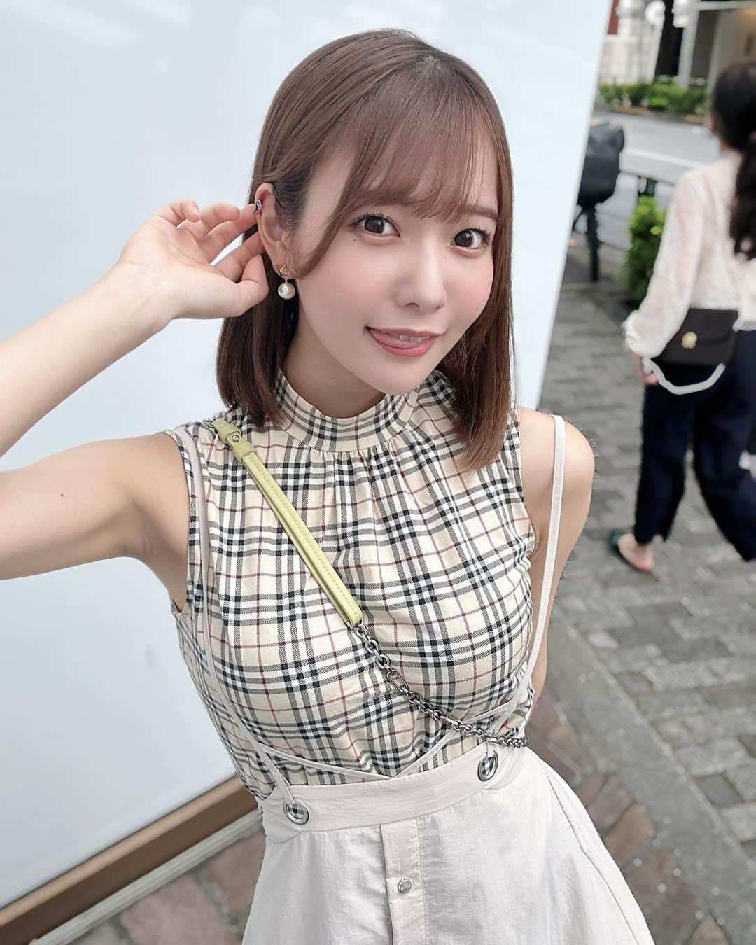 奥ゆいのインスタグラム：「好きでしょ！🥺💕  #2i2 #アイドル #彼女感 #私服」