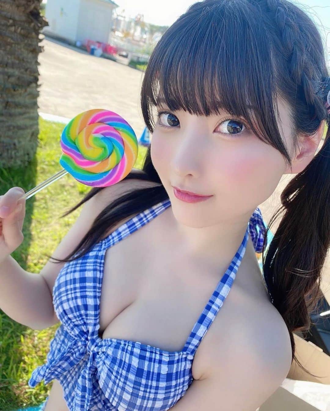 のインスタグラム：「@onago_com picked!!  【小鳥遊るい】 #小鳥遊るい   #グラビア #グラビアアイドル  #グラビアモデル  #グラビア撮影  #可愛い  #可愛い女の子  #水着  #水着女子」