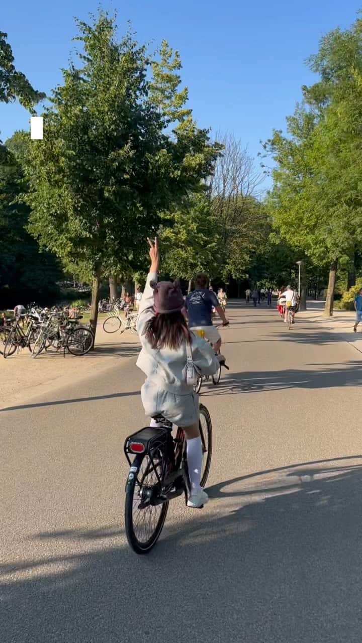 HITOMIのインスタグラム：「Bear cycling´•ᴥ•`🤎」