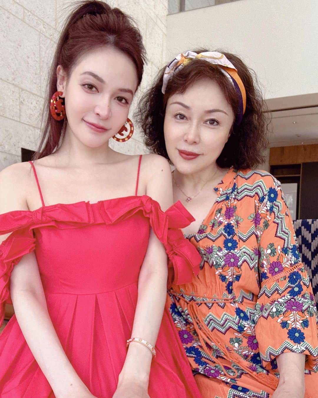 大沢ケイミのインスタグラム：「母ちゃんとの沖縄旅 すごく癒された♡」