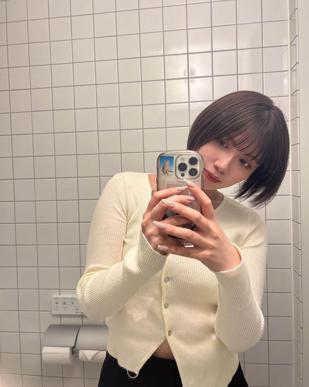 のインスタグラム：「すてき色🍫 #石原希望」