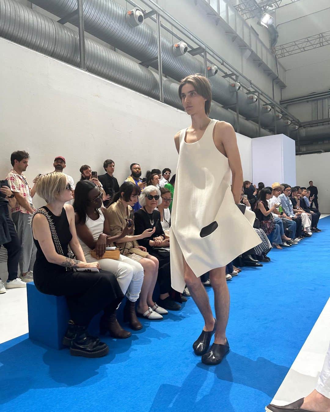 Noah（ノア）さんのインスタグラム写真 - (Noah（ノア）Instagram)「JW ANDERSON 2024 S/S 🐸🍎  #TaikiNoah#jwanderson#MFW2024SS」6月26日 16時43分 - noah_bbb