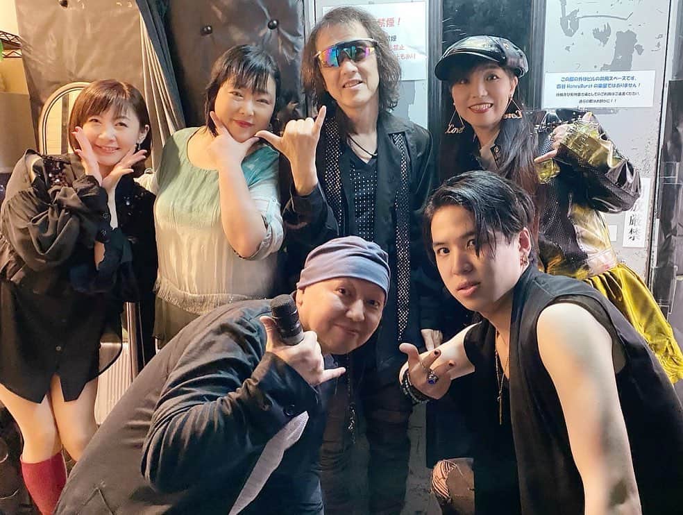 美郷あきのインスタグラム：「. 2023年5月20日に開催された素敵なイベント！  「アニソン特撮戦隊 スーパーライブHD」へ 出演させていただいた時の写真です♪  すごい方々とご一緒させていただき たくさん刺激と感動をいただきました。  リハーサルの時から「ああホンモノだ！」と心の中で思いながら聴かせていただいていました。笑  出会いに感謝です✨  Sister  MAYO☆さんと、思わぬ共通点があったり🤭 出演者の皆さまと楽屋でもステージでも盛り上がり最高の一日でした☺️」