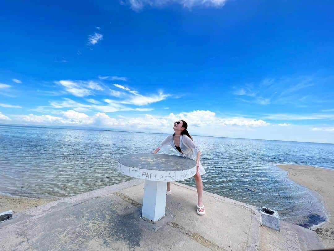 村田莉さんのインスタグラム写真 - (村田莉Instagram)「船に揺られてパンダノン島へ🏝️ 最高の景色でした💙💙💙  #Philippines #🇵🇭 #cebu #フィリピン #セブ島 #필리핀 #세부 #パンダノン島 #pandanonisland #旅行記 #セブ島旅行」6月26日 17時06分 - murata_mari