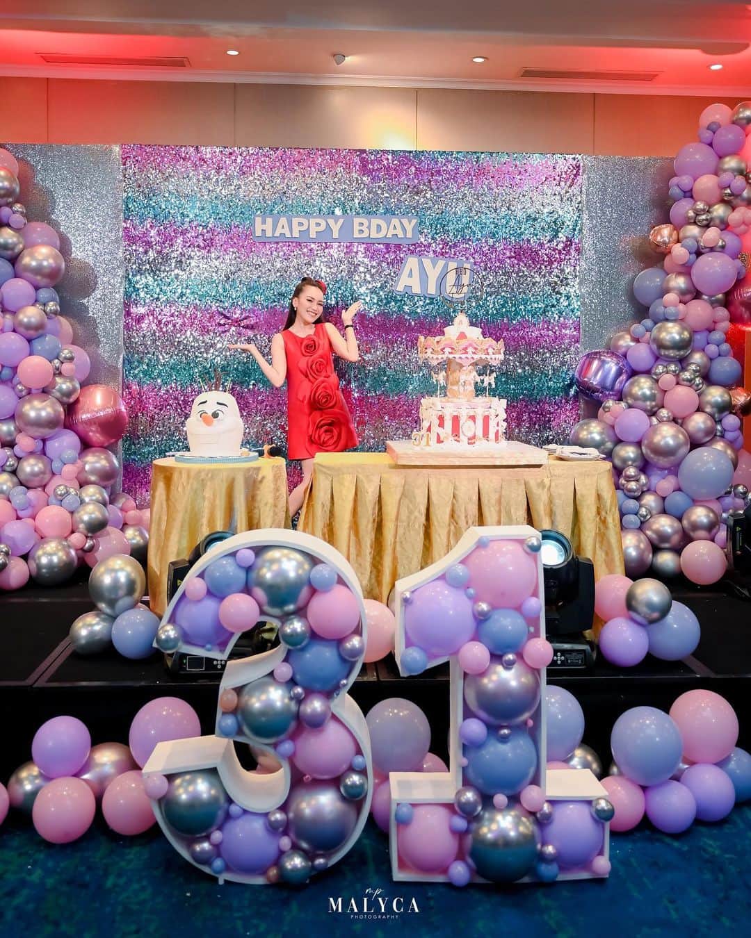 アユ・ティンティンのインスタグラム：「My birthday surprised 🩷🩷  Venue : @sotishotelkemang @ferdypedi2203  Decoration & Event Organizer : @slc_weddingservice @rini_marianimarzuki  Dress by : @yantiadeni  MC : @sanggar_tarissa @ria_slc Entertainment : @warehouse_pro  Documentation : @malyca.universe @malycaphoto  @simplymoment.id  Lighting : @juns_lighting  Birthday Cake : @blessingangelpastries @angelsthefanie Hampers : @howelandco @maxmax_collection  DJ : @romel_pentury Invitation & Buku Tamu : @viding.co  Photobooth : @twinsphotobooth  Event Management : @partywithmamak @stephanipeea」