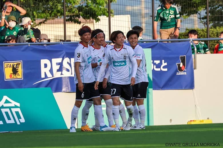 和田昌士さんのインスタグラム写真 - (和田昌士Instagram)「ナイス勝利🔥⚽️  応援ありがとうございました！  まだまだここから⤴️  #いわてグルージャ盛岡  #松本山雅fc」6月26日 18時04分 - wd.mss0411