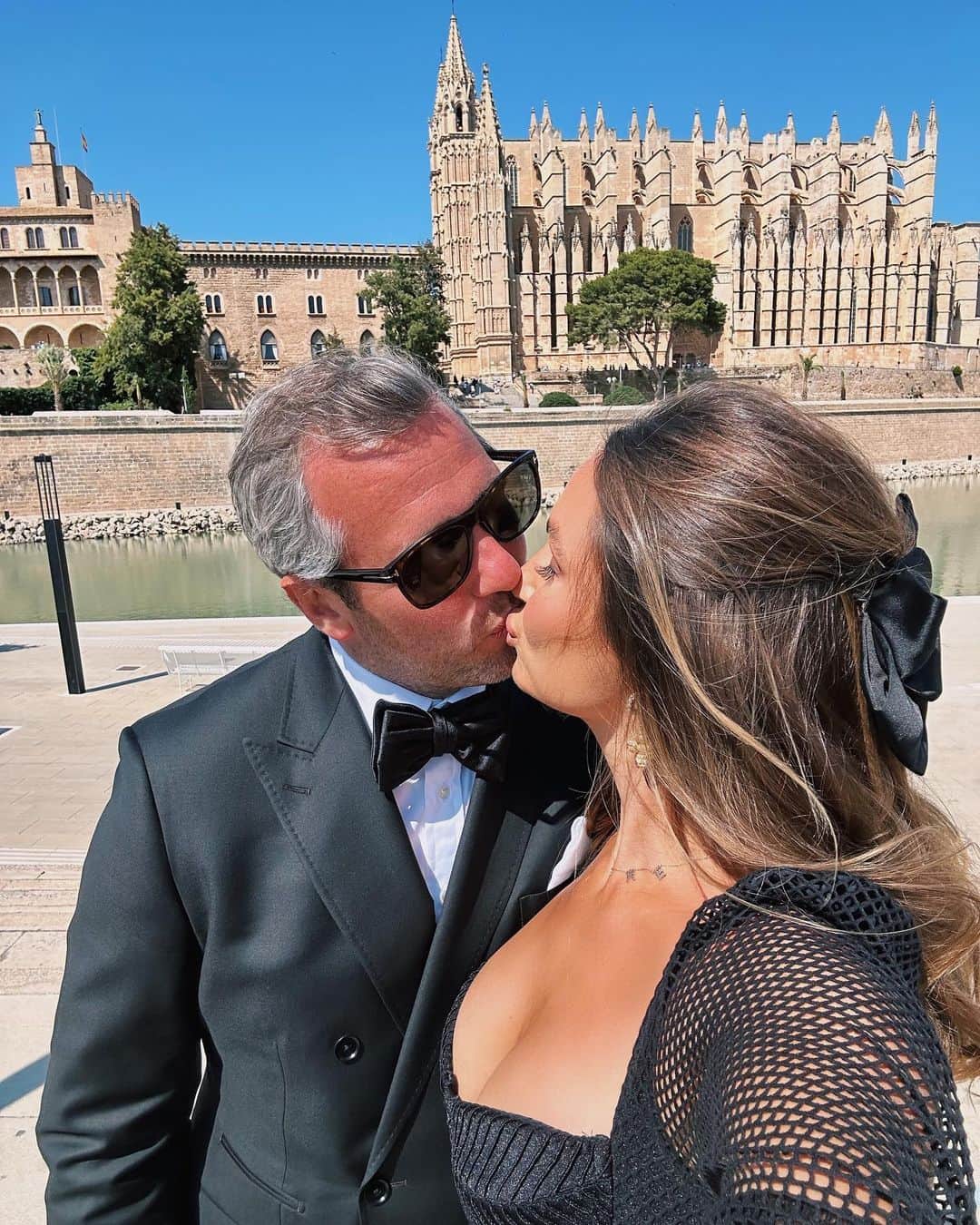 サム・フェアーズさんのインスタグラム写真 - (サム・フェアーズInstagram)「What a beautiful weekend full of love and happiness ❤️🥂 Congratulations @lucywright1512 & @kenneth_shepherd2 Thank you for letting us be a part of your special celebrations 🫶」6月26日 18時15分 - samanthafaiers