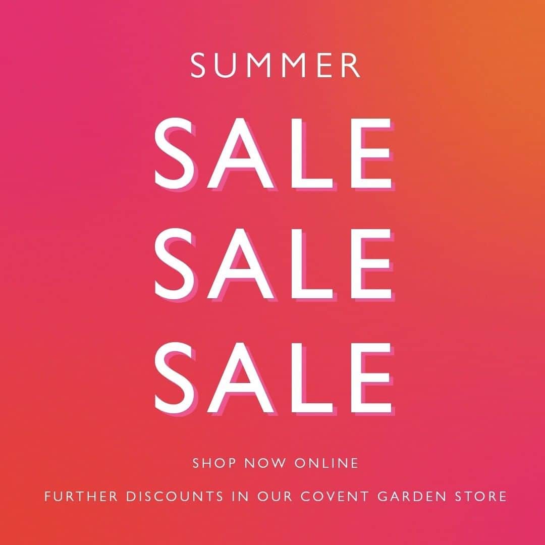 Olivia Burtonのインスタグラム：「We’re treating you this summer with 30% off selected watches and jewellery. Shop online and in store today!🌞  T&Cs apply. Up to 30% off valid at oliviaburton.com only. Offer valid starting 06/21/23 at 12:00AM and ending 07/31/23 at 11:59PM. Discount cannot be combined or stacked with additional offers. No coupon code required, discount will be applied at checkout for qualifying purchases. Offer valid for a limited time only. Promotion subject to change.」