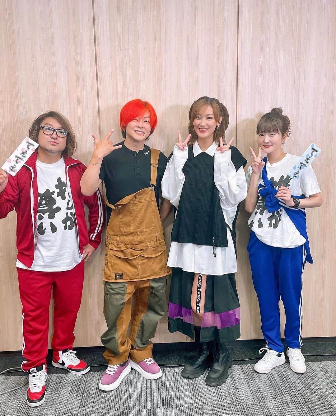 淳士さんのインスタグラム写真 - (淳士Instagram)「⁡ ニコニコチャンネル 『すべては推しのせいで』 ⁡ とても楽しい番組でした😊 ⁡ 堀之内くん、久保ユリカさん、夏芽ちゃん、スタッフの皆さん、ありがとうございました✨ ⁡ ⁡ #ニコニコチャンネル #すべ推し ⁡ ⁡ ⁡ ⁡」6月26日 18時39分 - jz0330