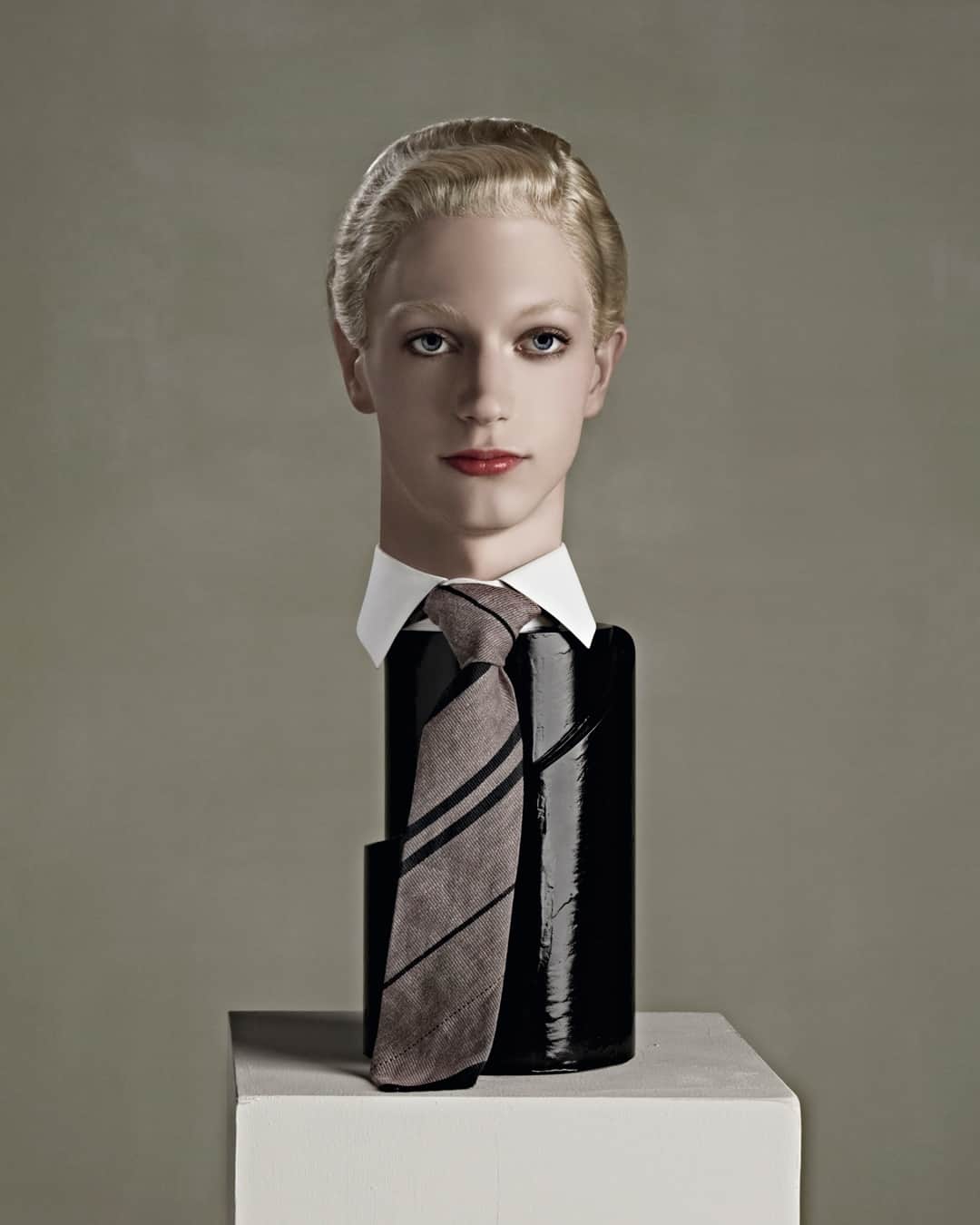 AnOther Magazineのインスタグラム：「Jet Swan's waxy take on the mannequins of Pierre Imans 👔⁠ ⁠ “There’s a kind of soulful defiance I’m really drawn to,” Swan told AnOther previously, “and sometimes that feels very epic and tragic.” See the full story at the link in bio 📲⁠ ⁠ Taken from the Spring/Summer 2023 issue of AnOther. ⁠ ⁠ Photography by @jet.swan⁠ Styling by @rebeccaperlmutar⁠ Hair by @franziskapresche⁠ Make-up by @mathiasvanhooff⁠ Manicure by @saffrongoddard⁠ Set design by @rachelthomasstudio⁠ Casting by @benedikt.htz⁠ Production by @minititleltd⁠ Model @jd0909._⁠」
