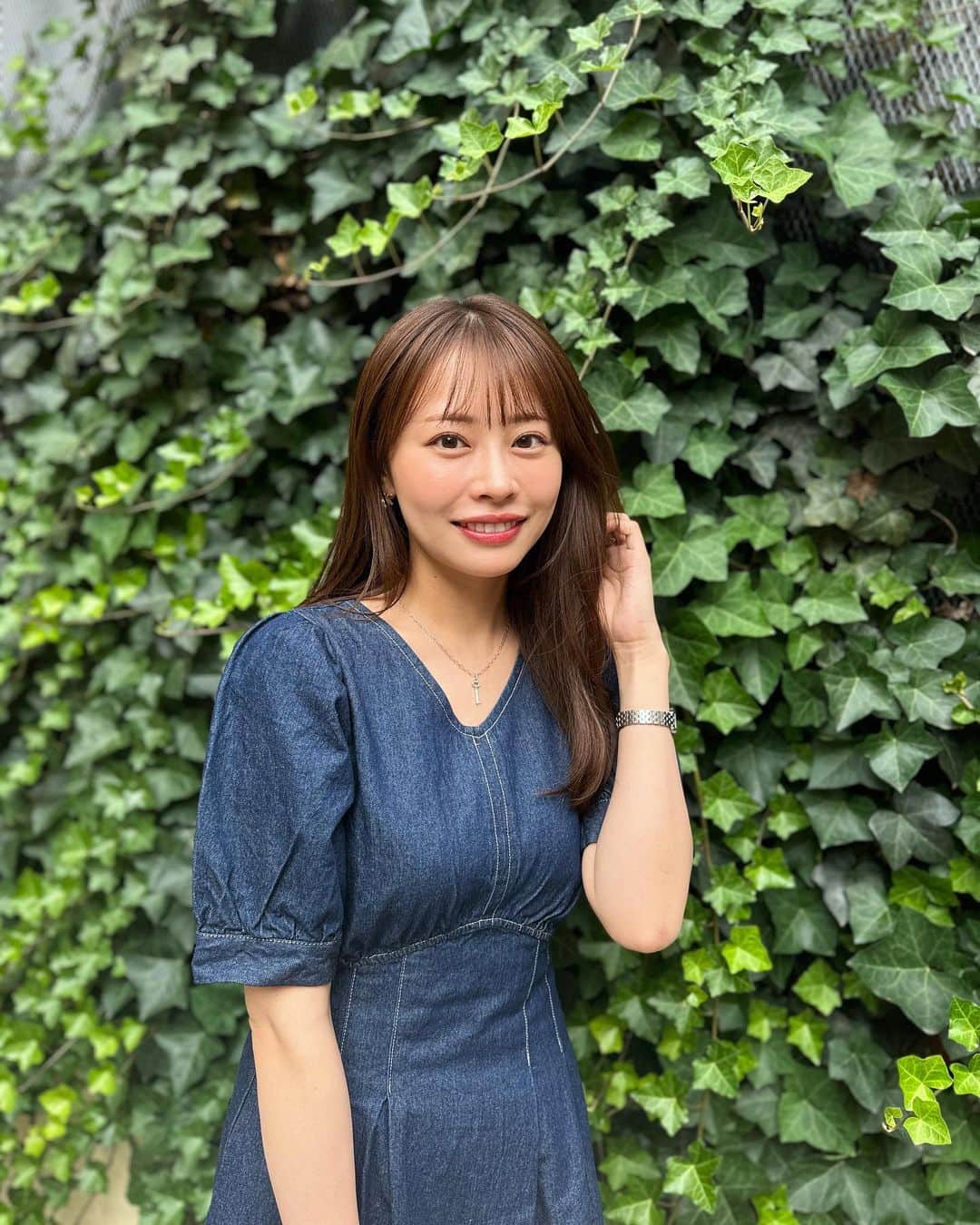 高木由梨奈さんのインスタグラム写真 - (高木由梨奈Instagram)「ヘアケアを見直そうと思って、 美容師さんにおすすめしてもらった「リケラミスト」っていうのを買ってみたらすごく良かった💞 髪サラサラになるし、梅雨の湿気でも髪が広がりにくくなって嬉しい✨✌️ 美容室でトリートメントしてから2週間経つのに、いまだに髪がサラサラ〜 おすすめだよ〜💇‍♀️  #リケラミスト #ヘアケア #アウトバス #アウトバストリートメント」6月26日 19時13分 - yurina_takagi