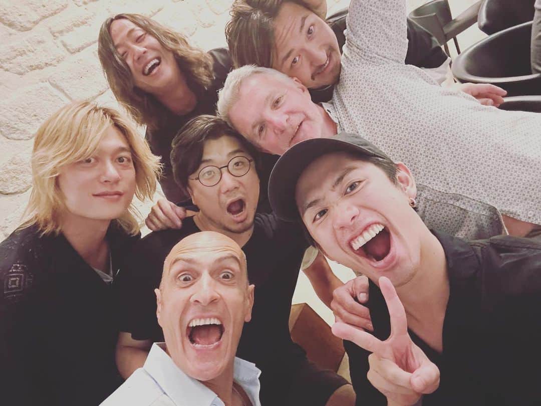 Taka のインスタグラム：「We had a such a wonderful night in PARIS 🇫🇷 with @maisonchampagnesalon @depond.didier @ryujiteshima」