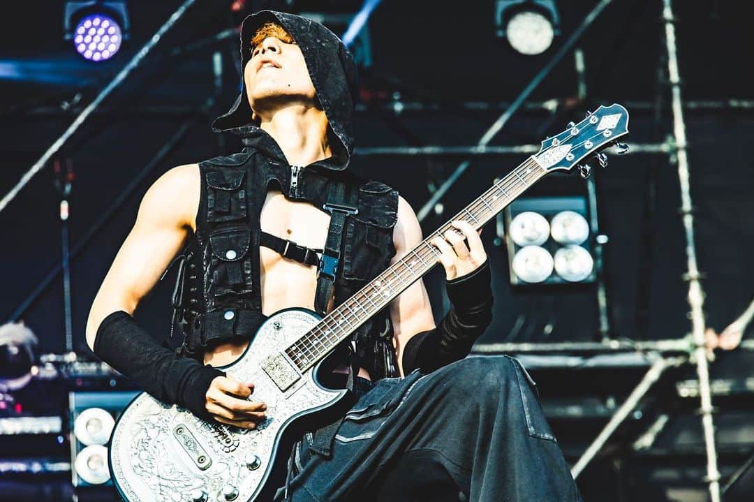 Kazuki Takemuraのインスタグラム：「DEAD POP FESTiVAL 2023 -解-  Big up for @sim_japan I’m proud to be part of DEAD POP FESTiVAL 2023. Thank you for having us.  📷 @cazrowaoki」