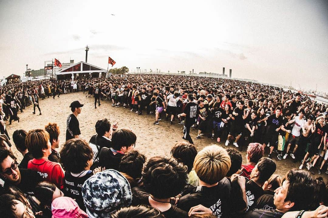 Kazuki Takemuraさんのインスタグラム写真 - (Kazuki TakemuraInstagram)「DEAD POP FESTiVAL 2023 -解-  Big up for @sim_japan I’m proud to be part of DEAD POP FESTiVAL 2023. Thank you for having us.  📷 @cazrowaoki」6月26日 21時29分 - kazucrossfaith