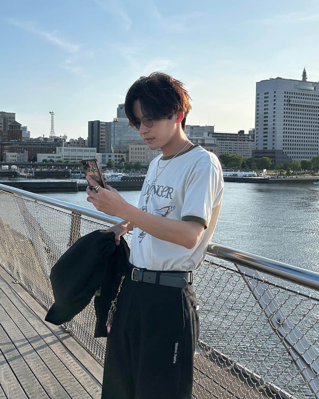 相馬理さんのインスタグラム写真 - (相馬理Instagram)「パキラ買いました。 最近暑くて少しでも薄着になろうとして夏超えられるか不安な今日この頃。」6月26日 21時25分 - satoru.s1023