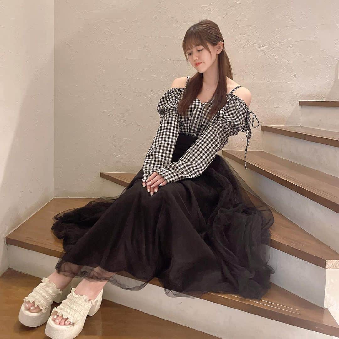 竹内舞さんのインスタグラム写真 - (竹内舞Instagram)「…  おんなのこぽいお洋服‪も着るだよ- ̗̀ ꪔ̤ ̖́-‬」6月26日 21時45分 - mai.t831