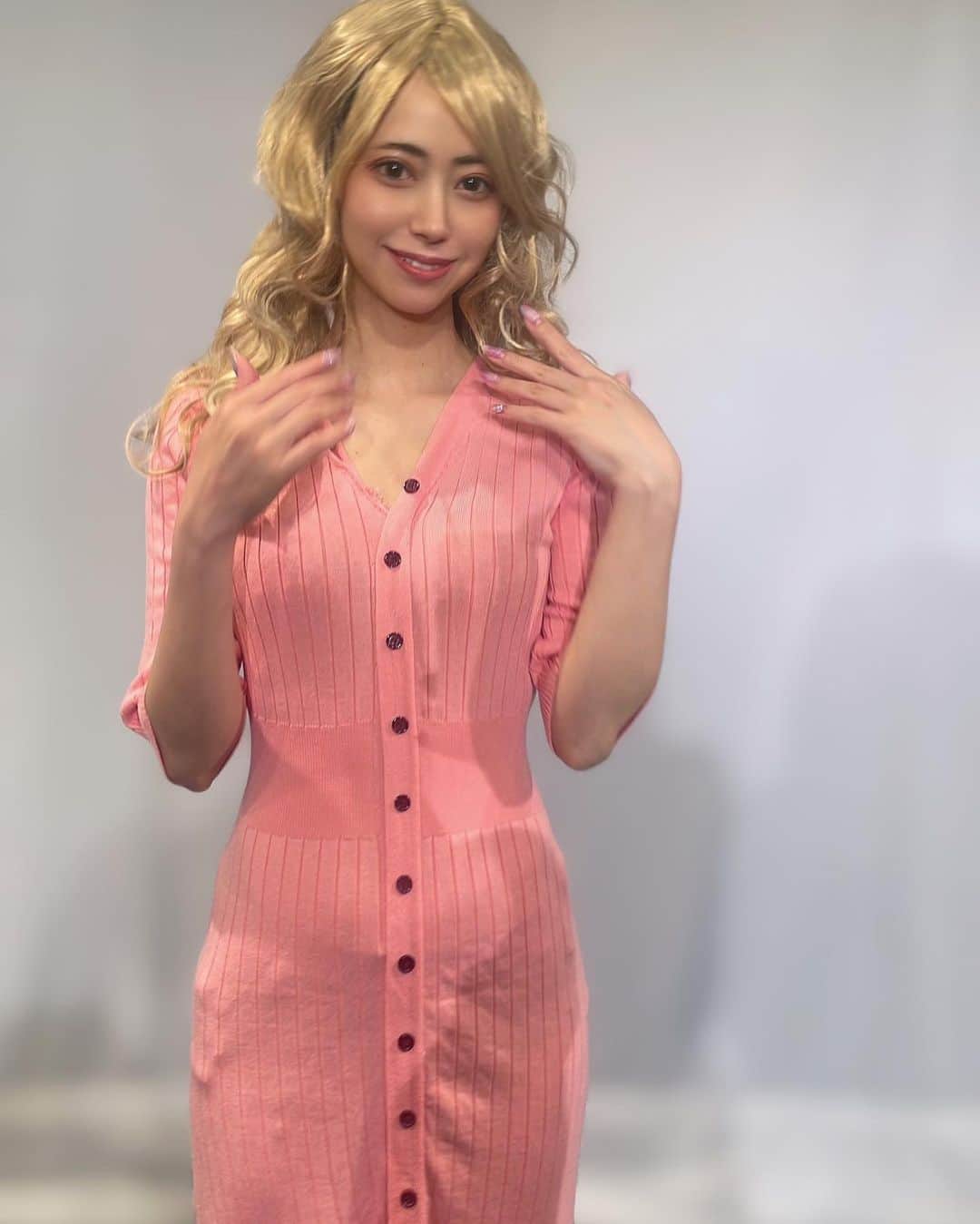 安森彩那のインスタグラム