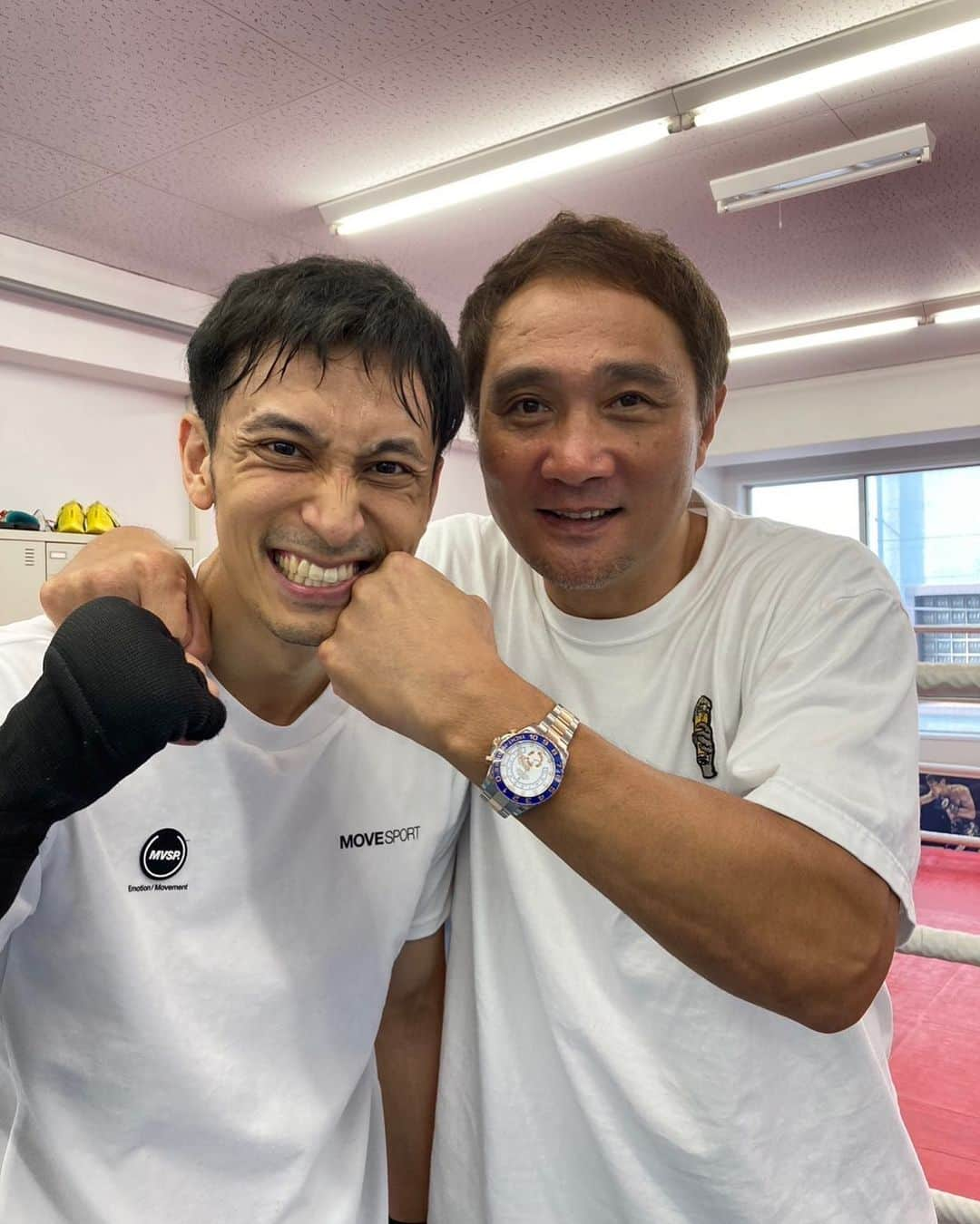 竹原慎二のインスタグラム：「フリーアナウンサーの足立清紀 プロテスト合格  デビュー戦に向けてファイト👊  #ボクシング  #竹原慎二  #アナウンサー」