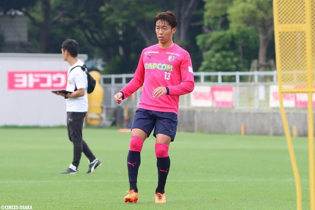 清武弘嗣のインスタグラム：「あと少し！ 何事も楽しみながら😊👍 . #cerezoosaka  #kiyotake13」