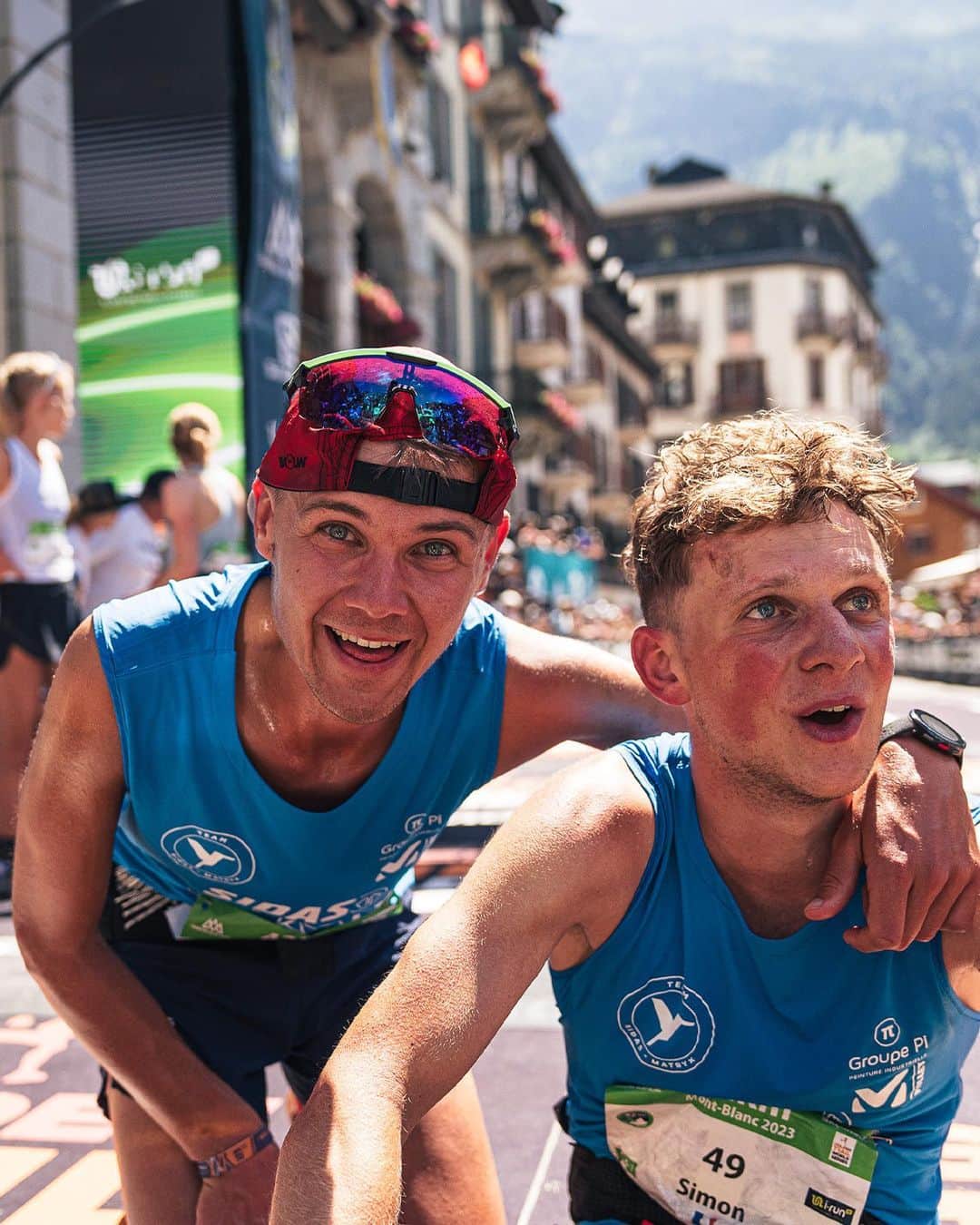 ミレーのインスタグラム：「⚡️ Here there are. The fresh young blood from @team.sidas_matryx & @sidas_matryx.academy in the neighborhood of #Chamonix during the @marathondumontblanc. How tough it was. How good it was. Well scored, well deserved.   Can’t wait to see you all again at @utmbmontblanc!  © @noa_barrau  . . . #MILLET」