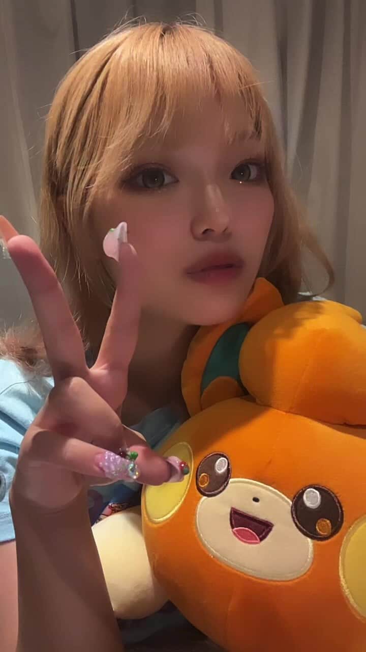 湯上響花のインスタグラム：「全肯定LIVE☘️あしたもゆるりとマイペースに自分らしくいこー🔆🤍」