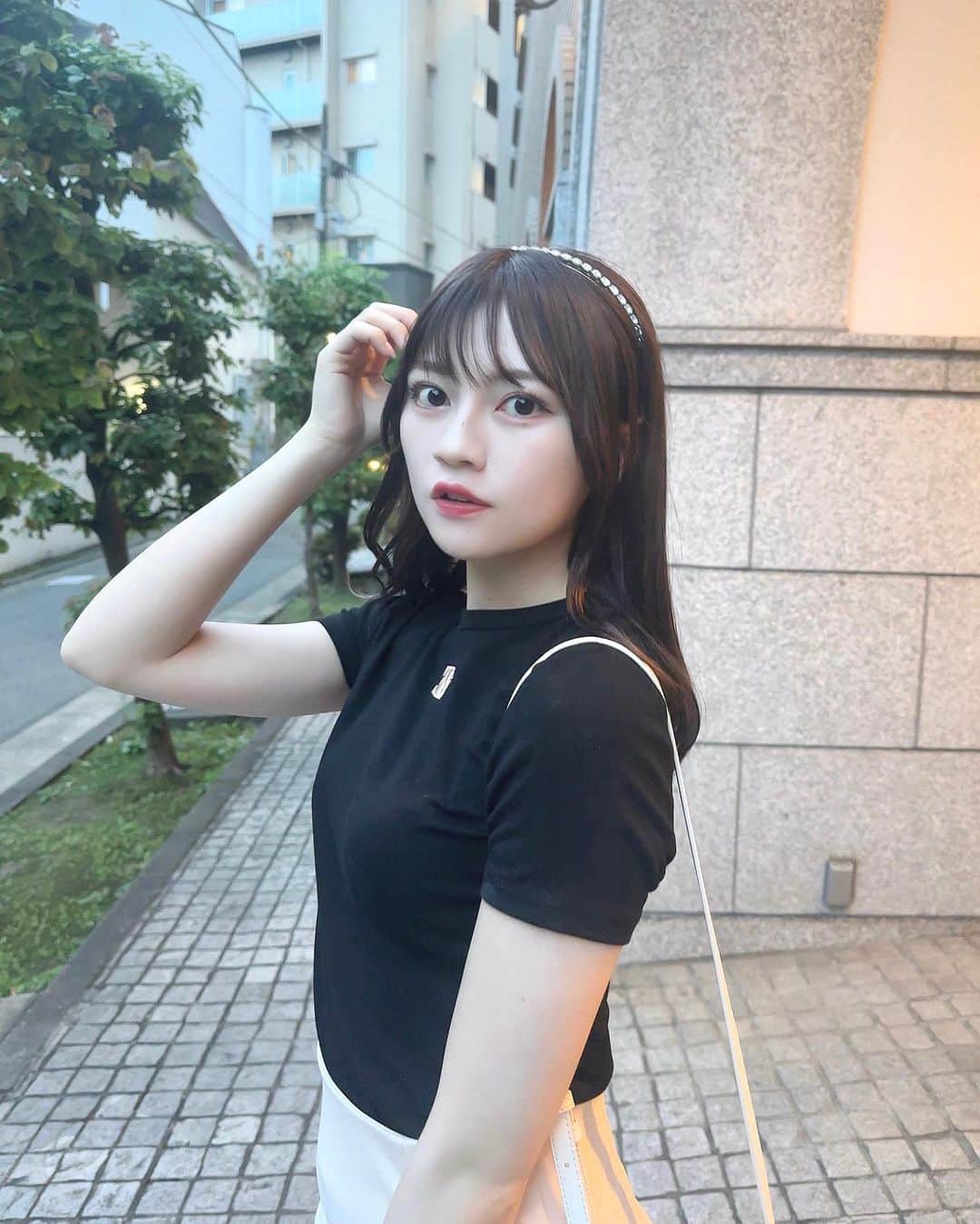 廣川奈々聖のインスタグラム：「いいとこ育ちっぽい🐰🎀 ⁡」