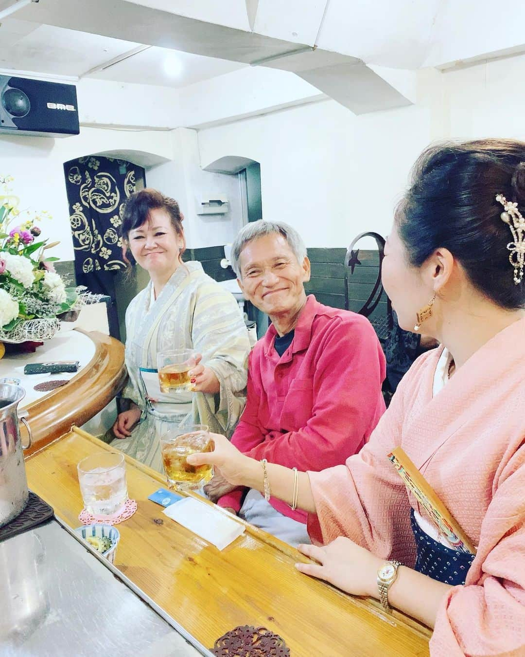 三谷晶子さんのインスタグラム写真 - (三谷晶子Instagram)「今日の新春対談み。  #奄美大島 #屋仁川 #着物 #kimono  #kimonostyle」6月26日 22時47分 - akikomitani