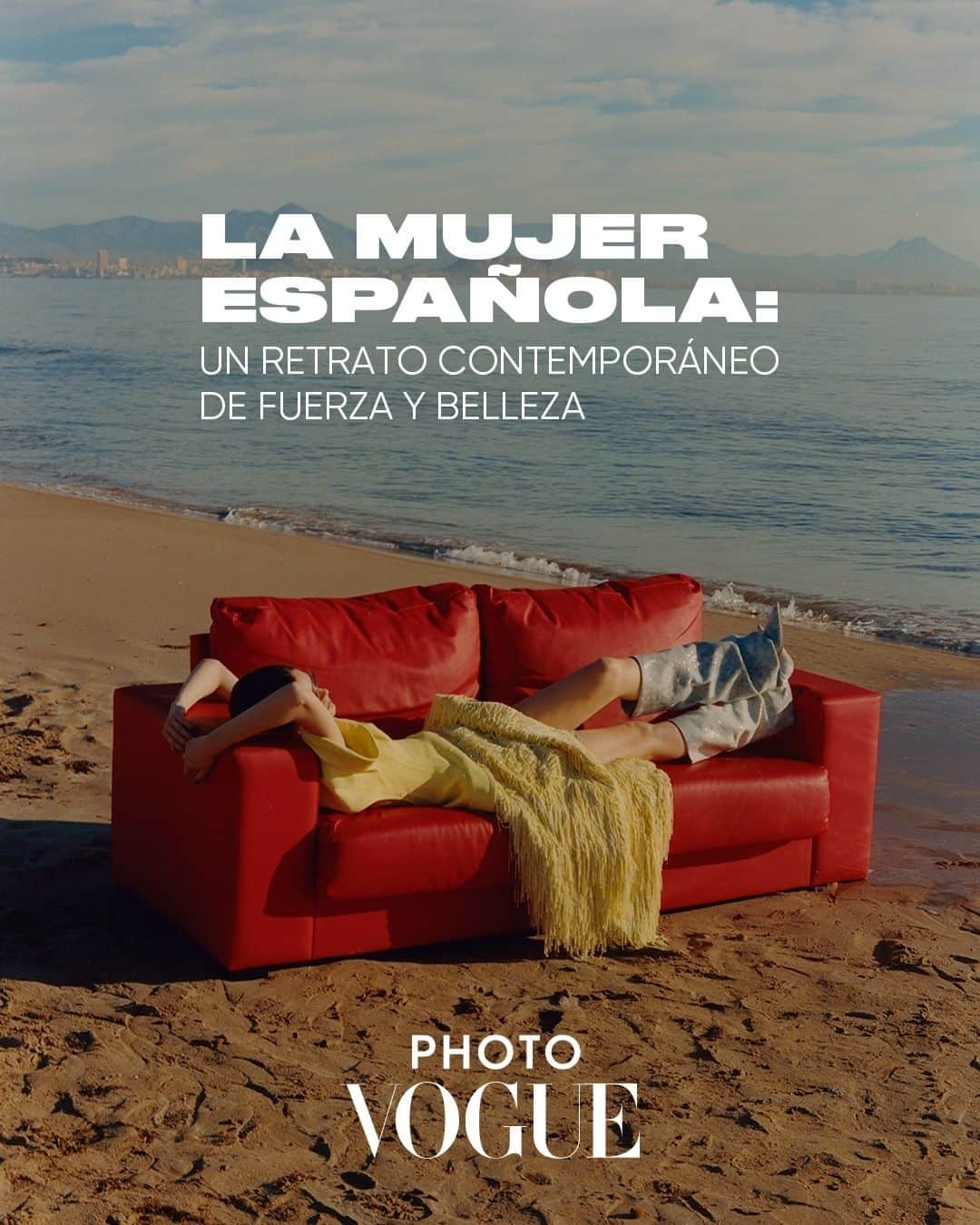 Vogue Españaのインスタグラム：「¿Quieres ser fotógrafo de Vogue? No pierdas la oportunidad y envía tu mejor trabajo a nuestra Open Call: “La mujer española: un retrato contemporáneo de fuerza y b​elleza”. Ya seas un fotógrafo emergente o establecido, esta es tu oportunidad de salir en las páginas de Vogue. La convocatoria está abierta hasta el 27 de junio y se aceptan obras tanto originales como publicadas anteriormente. Para participar es necesario ser mayor de 18 años y tener nacionalidad española (independientemente de que residas en España o en el extranjero). Los trabajos seleccionados formarán parte de nuestro próximo Festival PhotoVogue 2023 en Milán y del evento Vogue Fashion's Night Out, que se celebrará en Madrid en septiembre. Para más detalles, haz clic en el enlace de nuestra biografía. ¡No lo dejes pasar!  Do you want to be a Vogue photographer? Don’t miss the opportunity and submit your best work to our Open Call: “Spanish Women: A Contemporary Portrait of Strength and Beauty”. Whether you're an emerging or established photographer, this is your chance to be featured in Vogue. The call is open until June 27th, and we welcome both original and previously published works. To participate, you must be 18 years old and a Spanish national, residing in Spain or abroad. Selected works will be part of our upcoming 2023 PhotoVogue Festival in Milan and Vogue's Fashion Night Out in Madrid this September. For more details, click the link in our bio. Don't miss out on this incredible opportunity!」