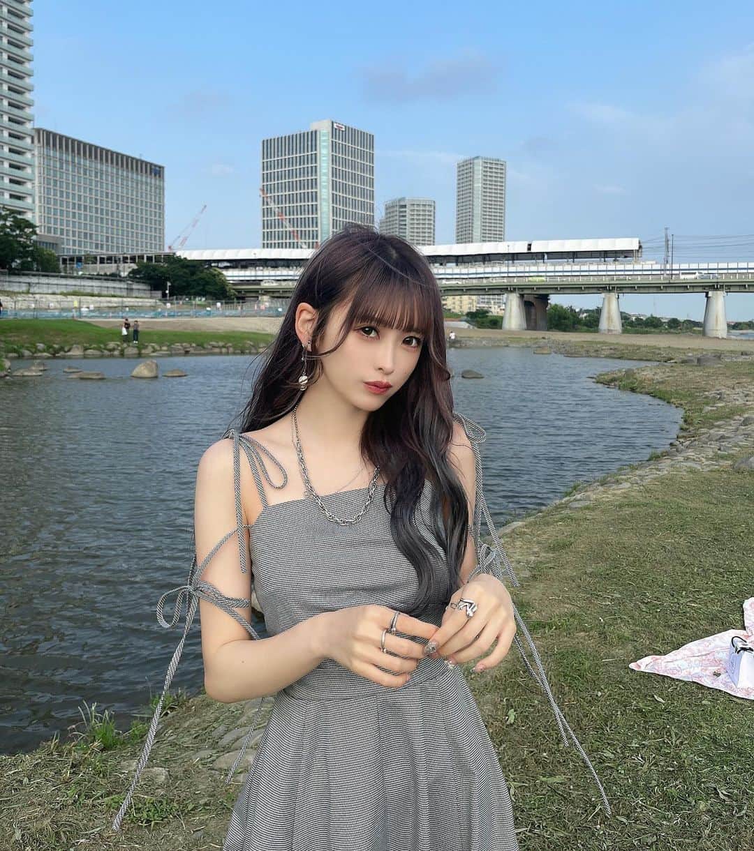 咲真ゆかさんのインスタグラム写真 - (咲真ゆかInstagram)「初めて　#二子玉川 いった！ ピクニックちょうどいい季節よなあ₍ ᐢ. ̫ .ᐢ ₎ . . .  #ピクニック #ピクニックコーデ   #フレンチガーリー #フレンチガーリーコーデ   #selca #selfie #셀카 #셀카그램 #today #ootd #dailylook #instagood #instalike #instafashion #followme #outfit #今日のコーデ #ワンピースコーデ #japanesegirl 　#那覇  #地下アイドル好きな人と繋がりたい #アイドル #推してください #自撮り界隈 #ピープス女子 #ピープス　 #自撮り　#自撮り女子 #いいね返し #推してください」6月26日 23時13分 - __sakumarumorimori