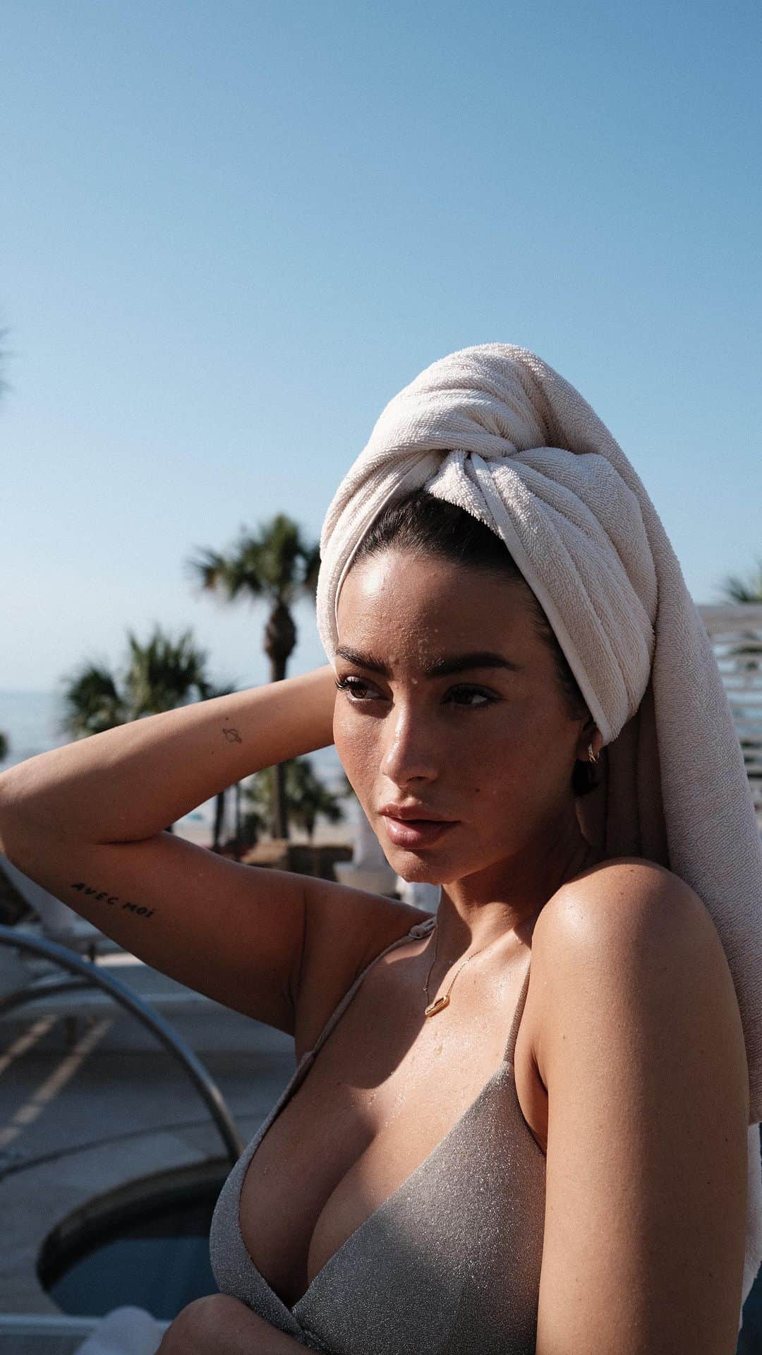 テイラー・ラシェのインスタグラム：「had the pleasure of experiencing the @thesanluisresort  was heaven on earth! thank you for having me ♥」