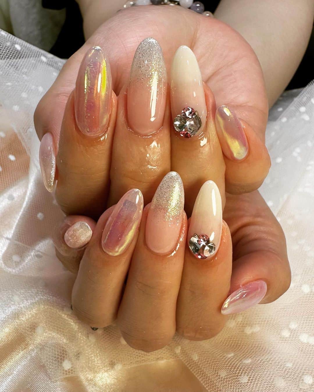 白石茉莉奈さんのインスタグラム写真 - (白石茉莉奈Instagram)「@____suuu.nail____ 神ネイル💅🩷  韓国帰りの神のテクは洗練されてました🥳✨」6月26日 23時26分 - marina_shiraishi_official