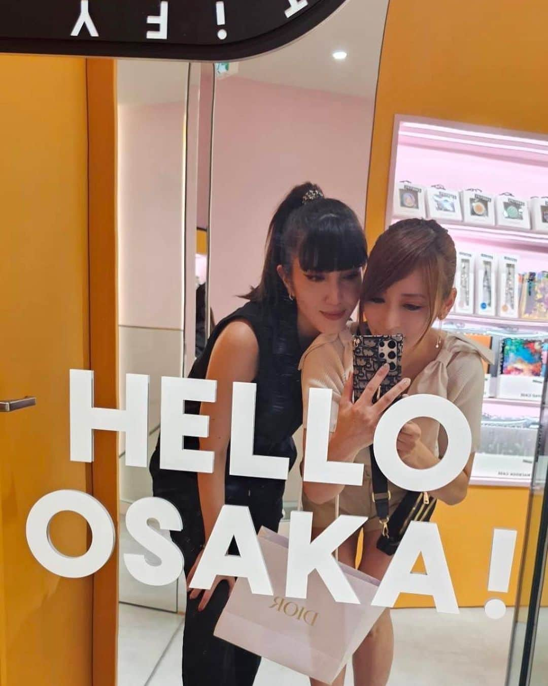 サマンサ麻里子さんのインスタグラム写真 - (サマンサ麻里子Instagram)「#CASETiFYOSAKA 🐯🐙🦀🏯  @casetify_jp @casetify」6月26日 23時51分 - samanthamariko