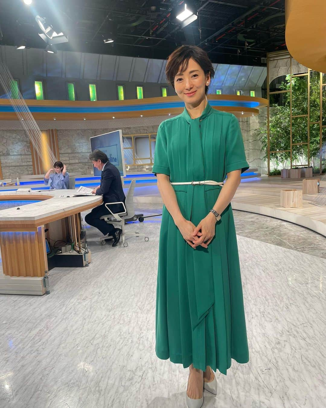 塩田真弓さんのインスタグラム写真 - (塩田真弓Instagram)「Green Green! デトックスな週末でした 古都のGreen🌿が眩しく✨ 王道のスポットは久しぶりで懐かしく 新たな発見が沢山💡 定番グルメも安定の美味しさ 発見グルメはスイカ、キウイ、マンゴーのフルーツサンド🍉🥝🥭 ふ〜と深呼吸したら デトックス完了の写真に🧚🏻  いつも秒で過ぎる週末ですが 長い1日x2で心に残る時間でした  #ADELLY  #京都 #Kyoto #嵐山 #Arashiyama #清水寺 #kiyomizutemple #そういえば抹茶スイーツの嵐というグリーンも」6月26日 23時53分 - mayumi_shiota_