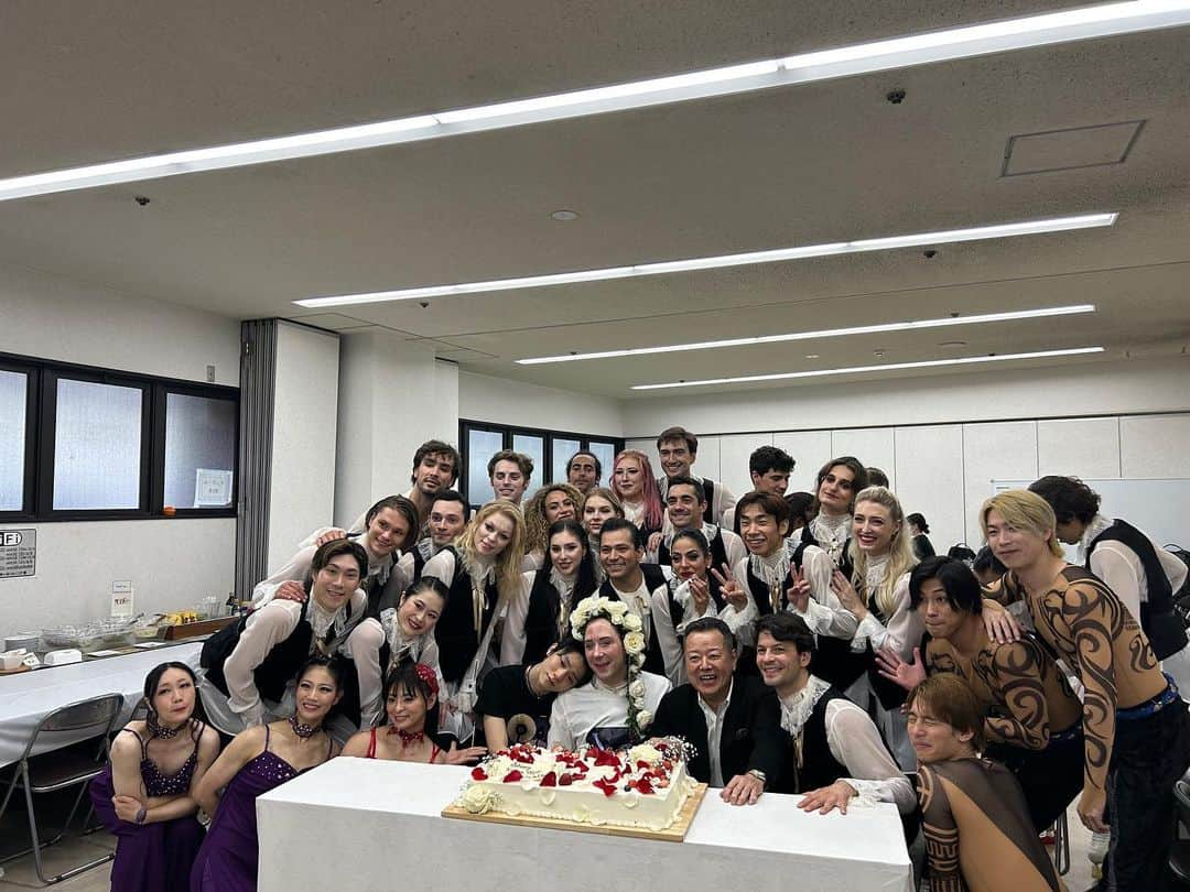 宮原智子のインスタグラム：「Lots of FANTASIES 🥰 Thank you everyone for this amazing time together!!!  #fantasyonice」