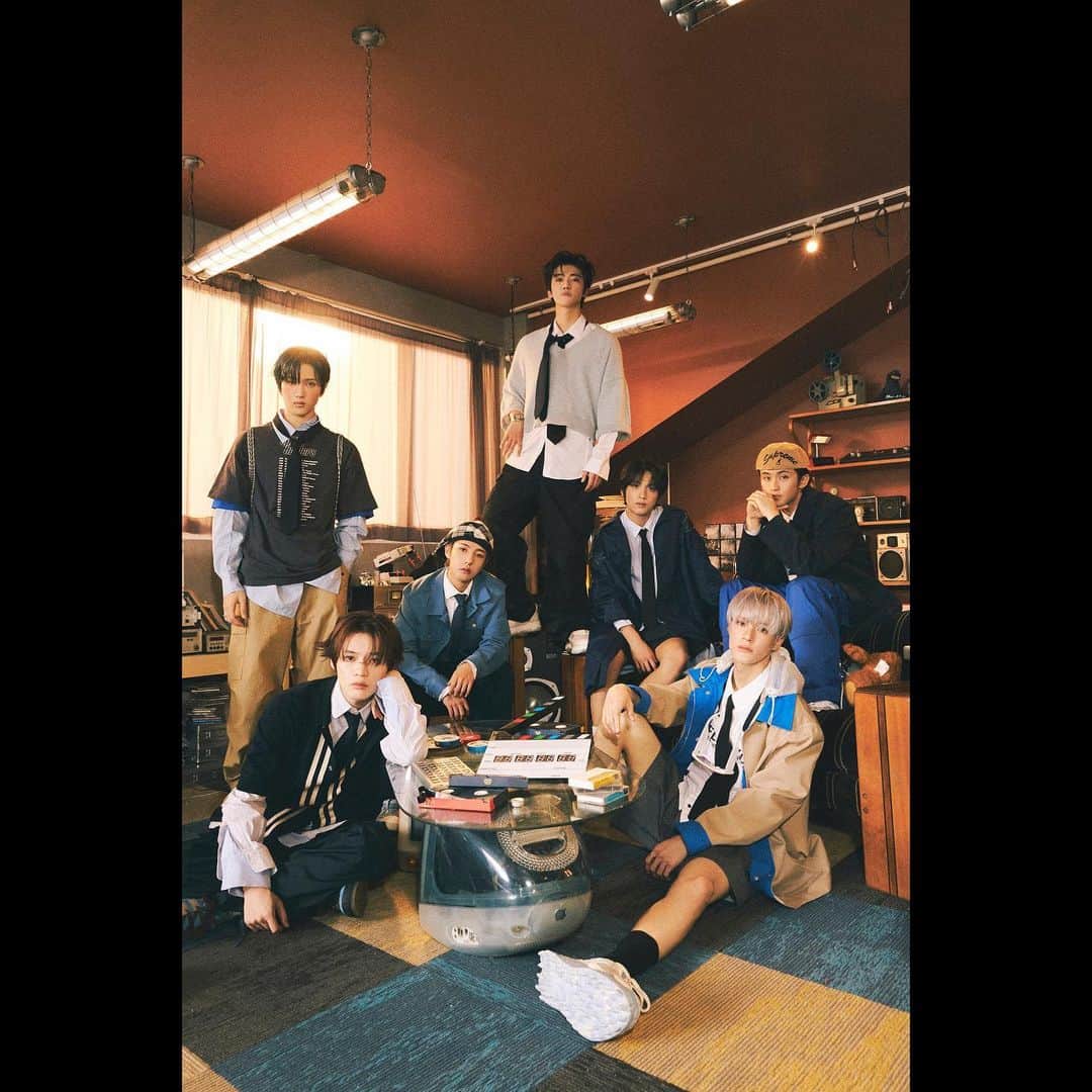 SMエンターテインメントさんのインスタグラム写真 - (SMエンターテインメントInstagram)「#INTROVERT Teaser Image 1   NCT DREAM The 3rd Album 【ISTJ】 Digital & Physical Album ➫ 2023.07.17 6PM (KST) US/EU/LATAM/ANZ Physical Album Release ➫ 2023.08.18  Album pre-order (with special exclusives!) : nctdream.lnk.to/ISTJ_PO   #NCTDREAM #ISTJ #NCTDREAM_ISTJ @nct_dream @nct」6月27日 0時19分 - smtown