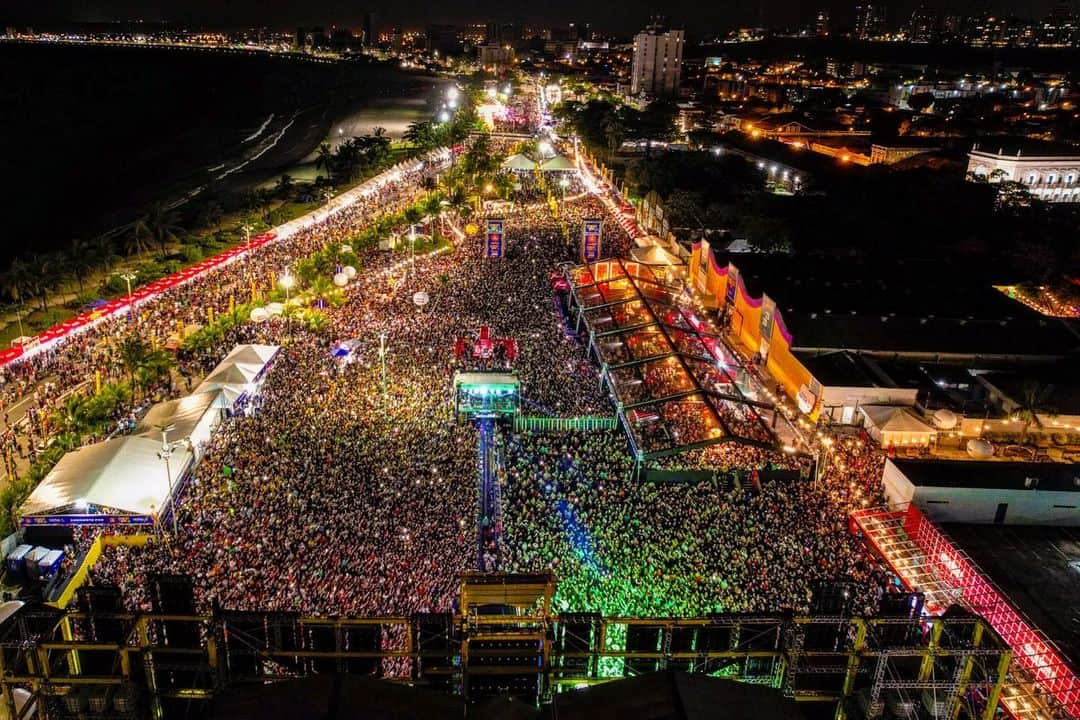 グスタボ・リマさんのインスタグラム写真 - (グスタボ・リマInstagram)「Maceió-AL sensacional BBzada ❤️🏛」6月27日 0時31分 - gusttavolima