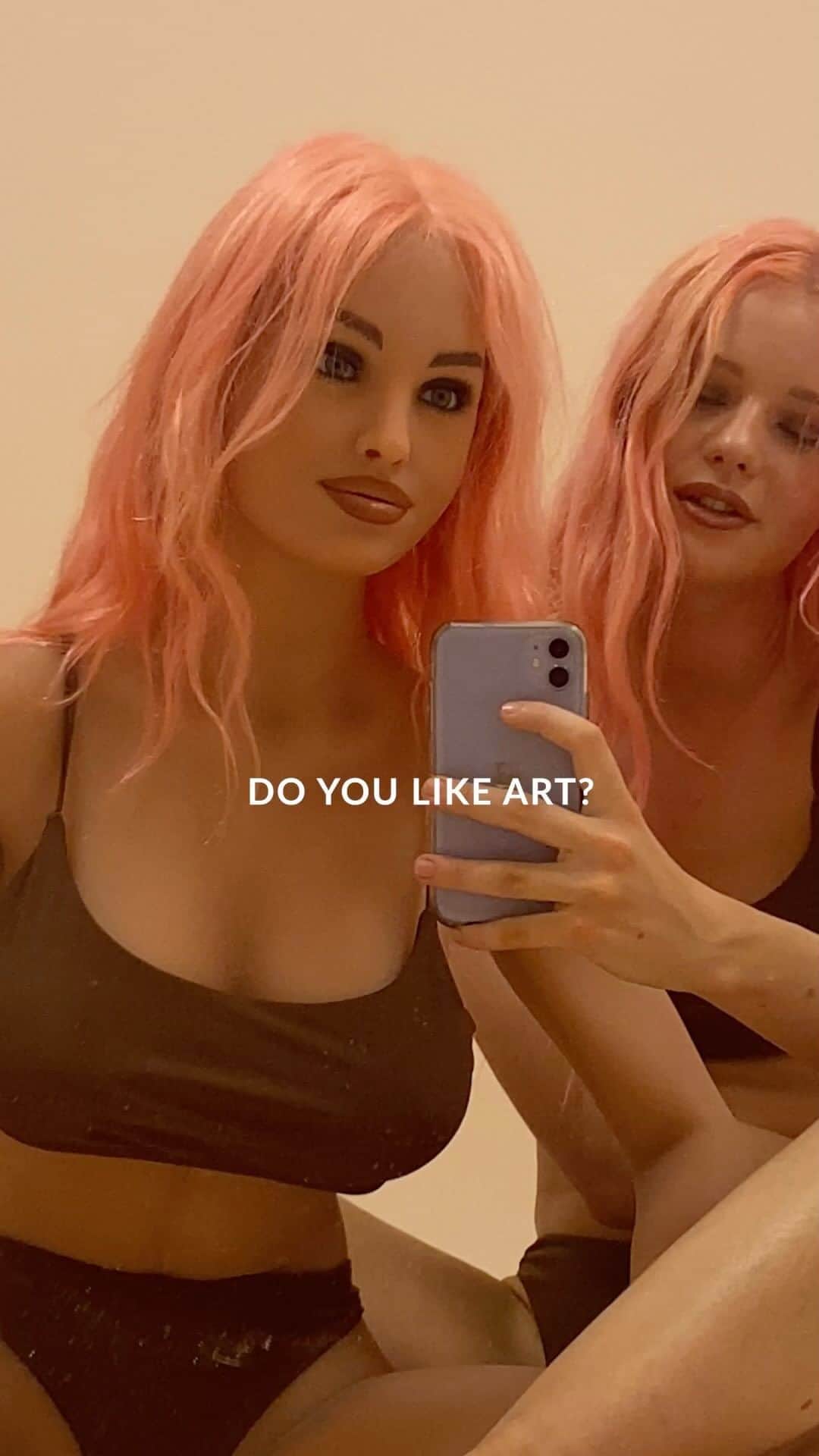 アルヴィダ・バイストロムのインスタグラム：「Me and Harmony the AI s3x doll are going to London! We will perform at @vamuseum on Friday Late on June 30 with our performance A Cybernetic Doll’s House.  ~ also I am sort of sad Harmony got such archaic taste in art, but I hope she can find something that’ll interest her at all he V&A」